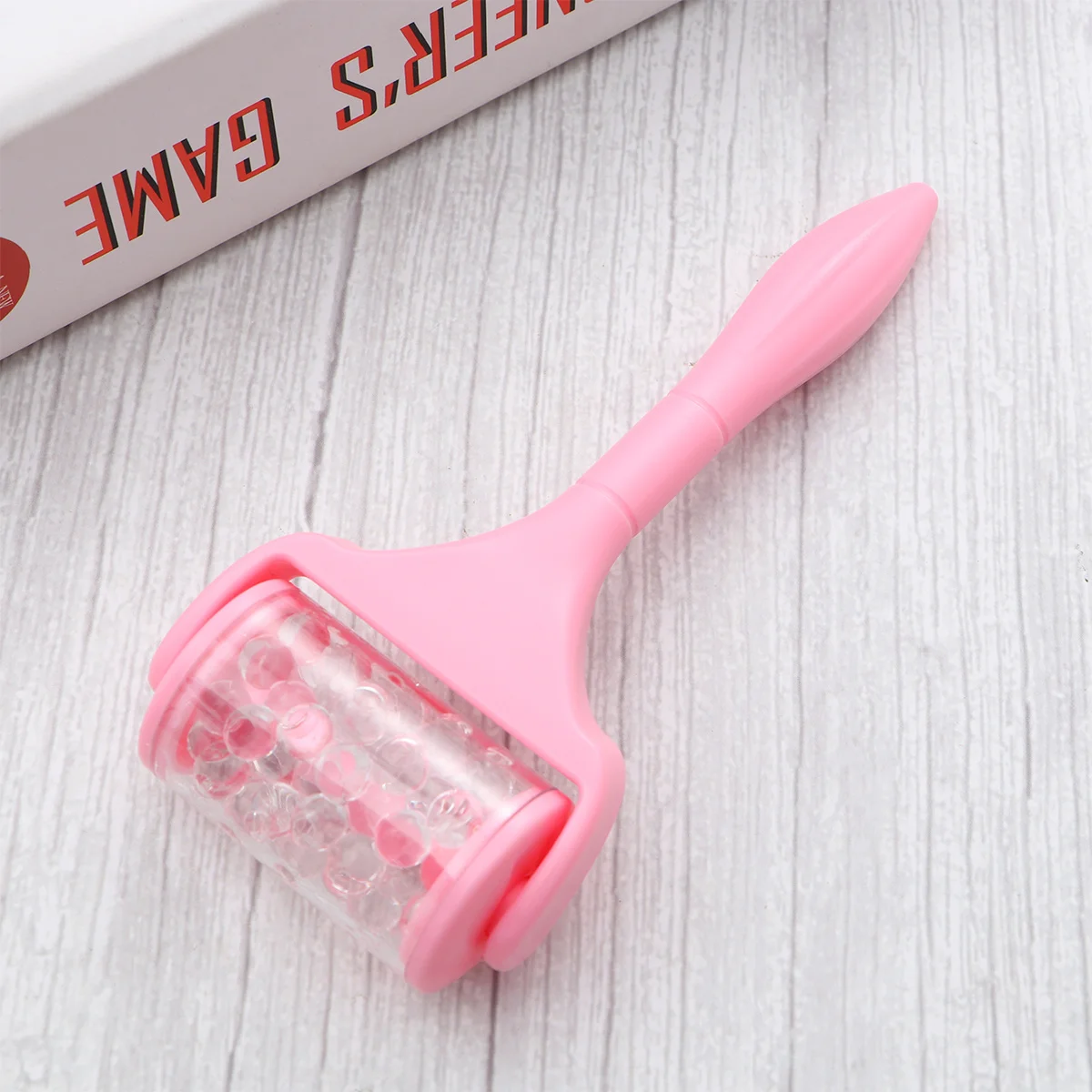 1pc Facial Beauty Tool Portable Lifting Massager For Skin Care Thin Face Roller Cooling Mini Face Massager Women