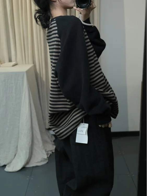 Bluza z kapturem na jesień i zimę, ocieplana polarem, oversize, z odkrytymi ramionami, w paski, koreańska moda, artystyczna, oryginalna, duże rozmiary.