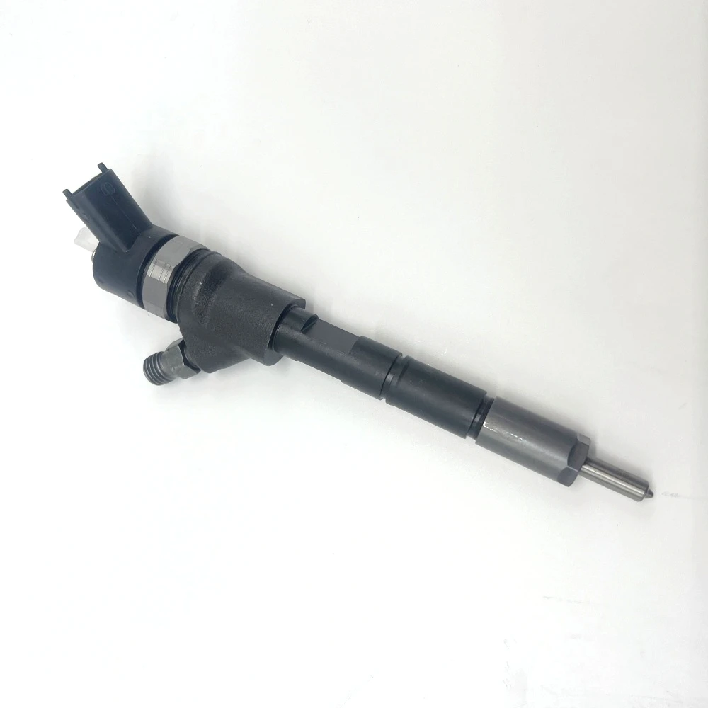 High Quality Diesel Common Rail Injector 0445110307 for QSB 3.3 Komatsu 4D95 6D95