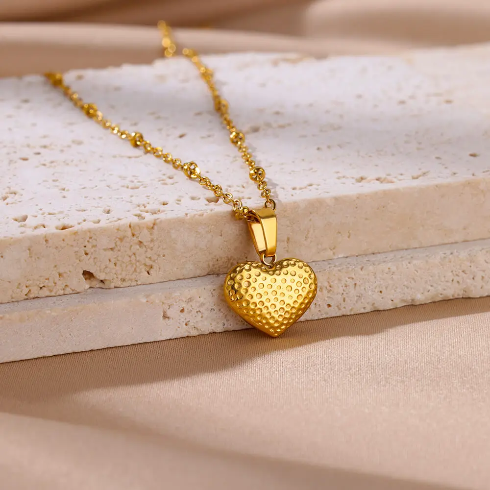 Heart Dot Embossed Pendant Necklaces For Women Fashion Versatile Stainless Steel Chain Heart Necklace Jewelry Anniversary Gift