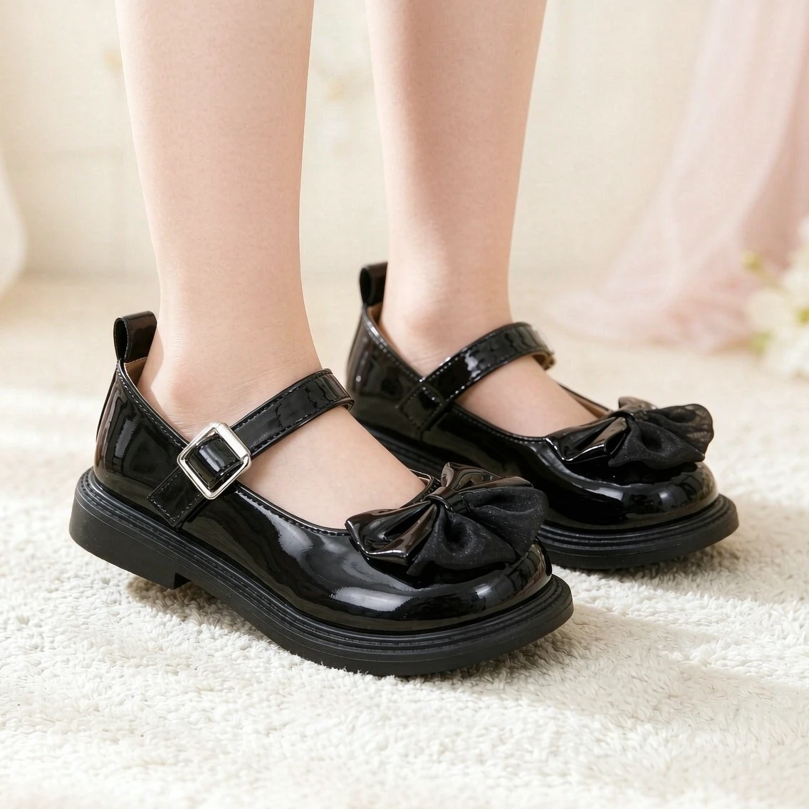 A Pair of Sweet Princess Bow-Knot High-Heeled Shoes for Girls