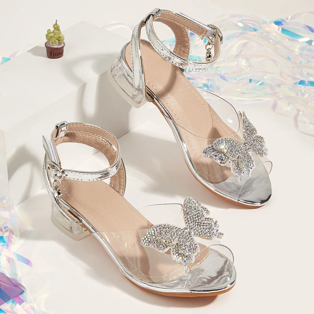 

2025 Summer Children's Sandals Fashion Rhinestone Butterfly Girl's Princess Shoes Thick Heel Transparent Fish Mouth High Heels
