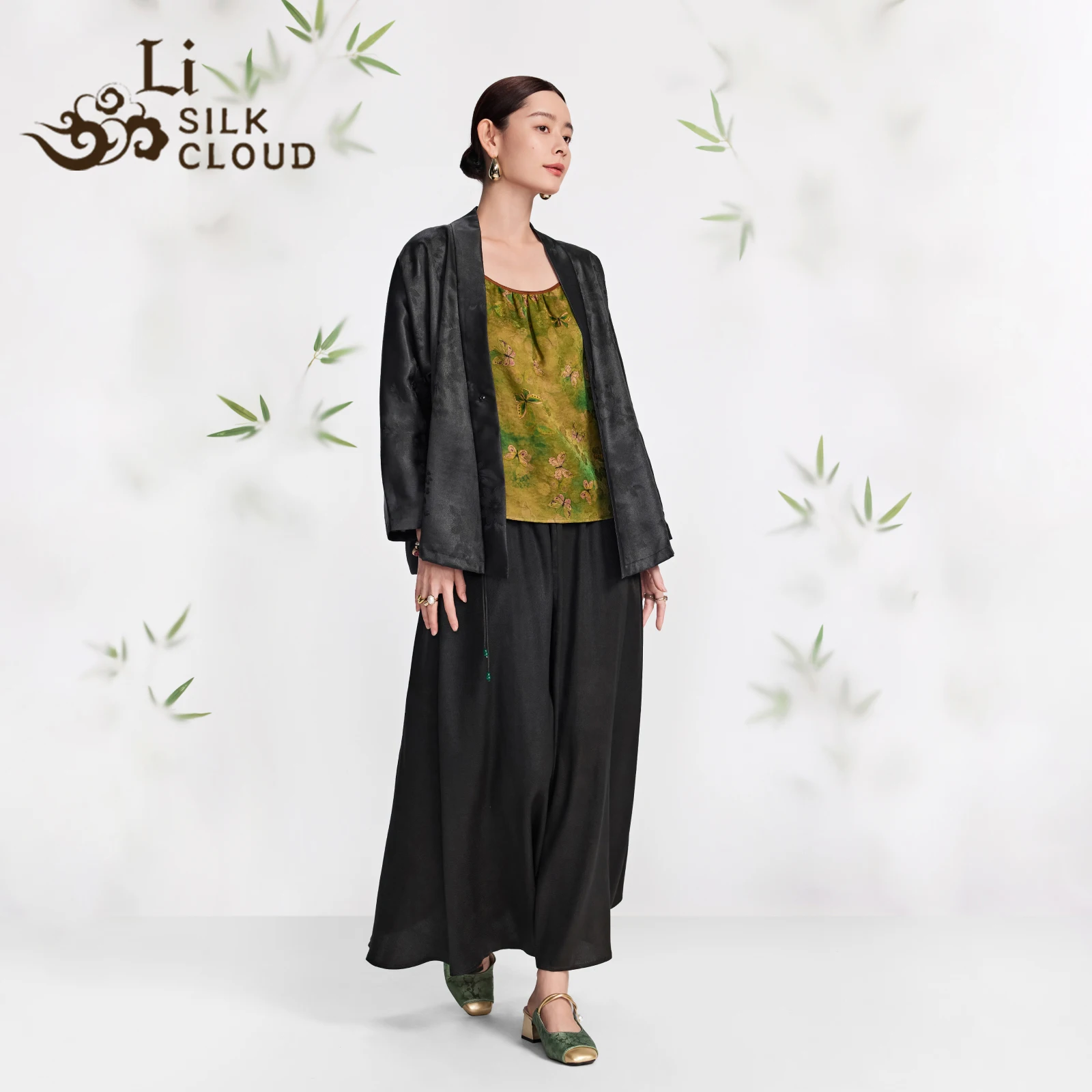 LI SILK CLOUD 100% Mulberry Silk Xiangyunsha Outerwear - Chinese Classic Style, Vintage Prints, Lightweight Outerwear