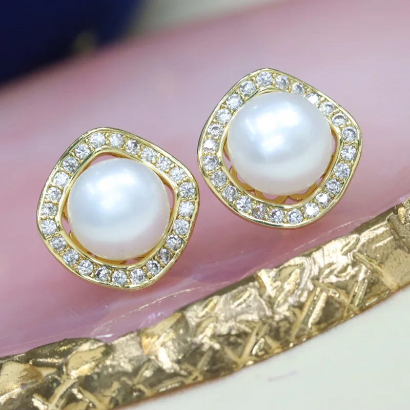 

Новые женские серьги с пресноводным жемчугом 8-9 мм, позолоченные 18 карат, модные простые универсальные серьги с микро-паве, 111