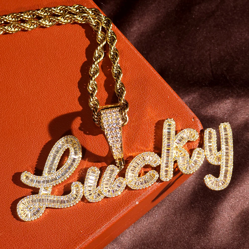 

ICE CHARMI курсивный стиль буквы на заказ именная табличка персонализированное ожерелье Iced Out CZ подвески веревочная цепочка изысканные женские украшения