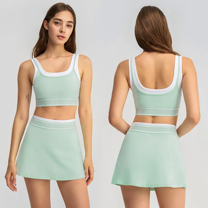 

Contrasting White Strip Two-Piece Yoga Suit with Suspender Sports Bra And Tennis Skirt for Women Running Fitness Clothing