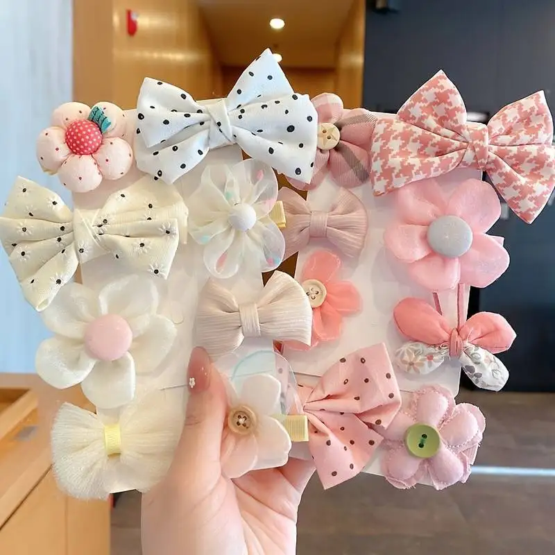 8-Pack of Adorable Bowknot Clips for Girls - Flower Butterfly Fabric Hairpins for Cute Hair Accessories