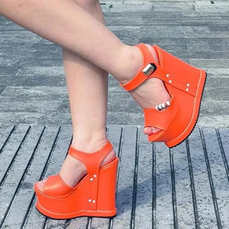 

Дизайнерские летние босоножки на высоком каблуке с открытым носком, римские женские босоножки на танкетке с толстой подошвой, пикантные модные женские туфли-лодочки на высоком каблуке 14 см