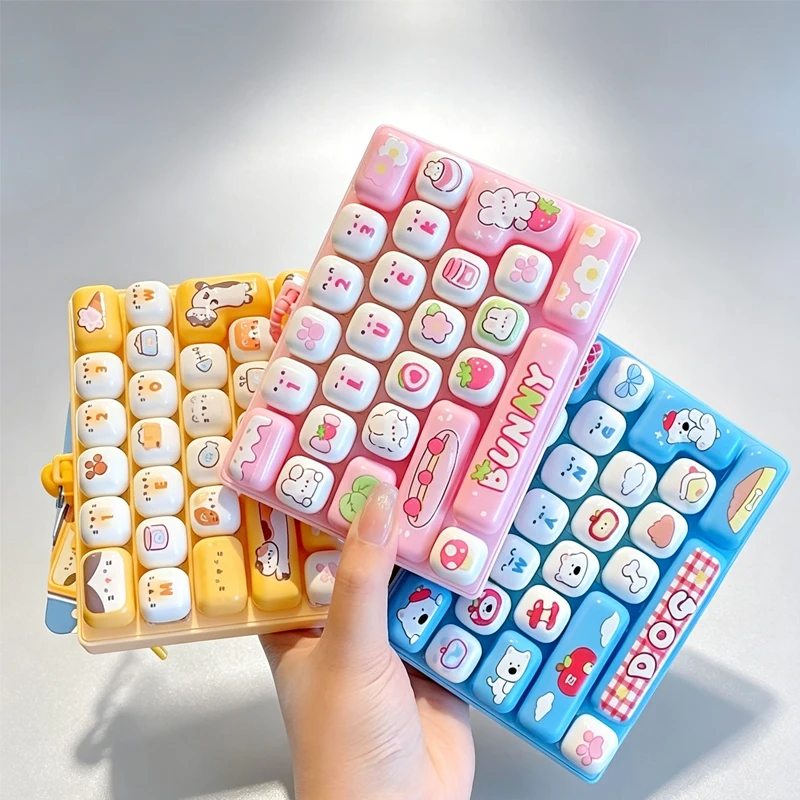 26Grid Keycap Clicker 'Anti Stress Fidget'' Keyboard Keychain Decompression Button Cartoon Hand Relax Party Favor Gift 26구 키캡 키링
