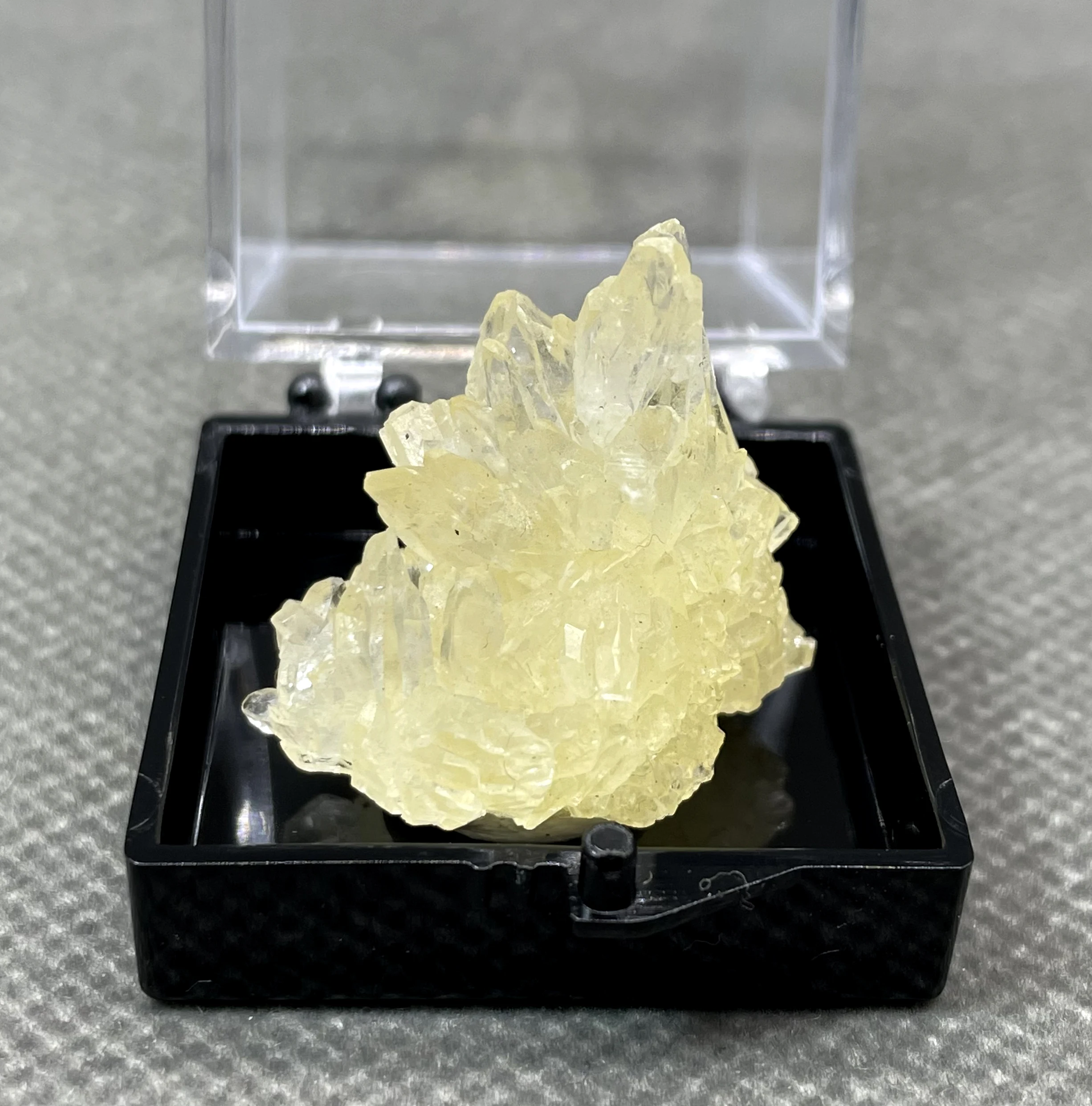 Natural Sugar heart Calcite mineral specimen + box size 3.4cm + healing quartz crystals and stones rock gemstone view 2