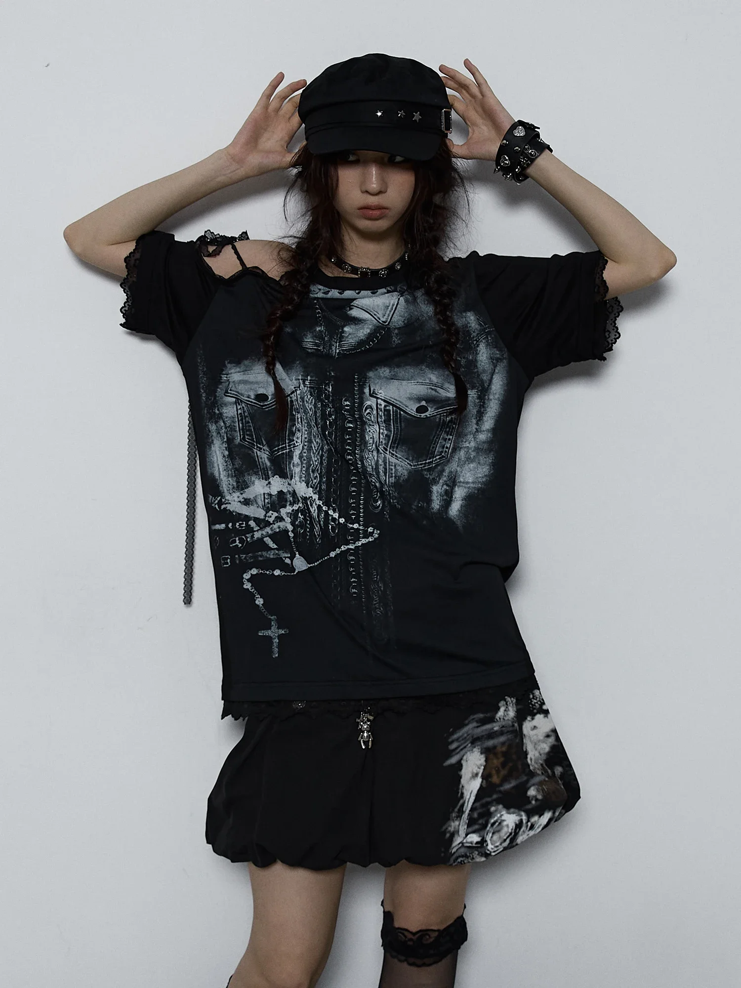 Original Design American Streetwear Printing Lace Patch Short Sleeve Tshirt Off One Shoulder Punk Loose Thin Summer Tshirt Women