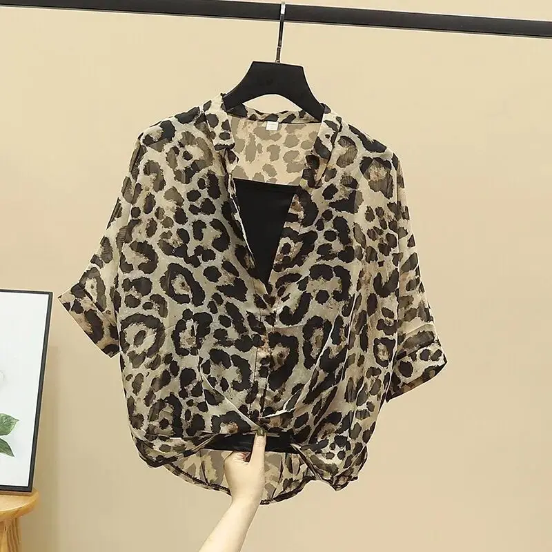 Two-piece Set Leopard Print Vintage V-Neck Loose Three Quarter Batwing Sleeve Women\'s Blouse Shirt Black Vest Women Clothing