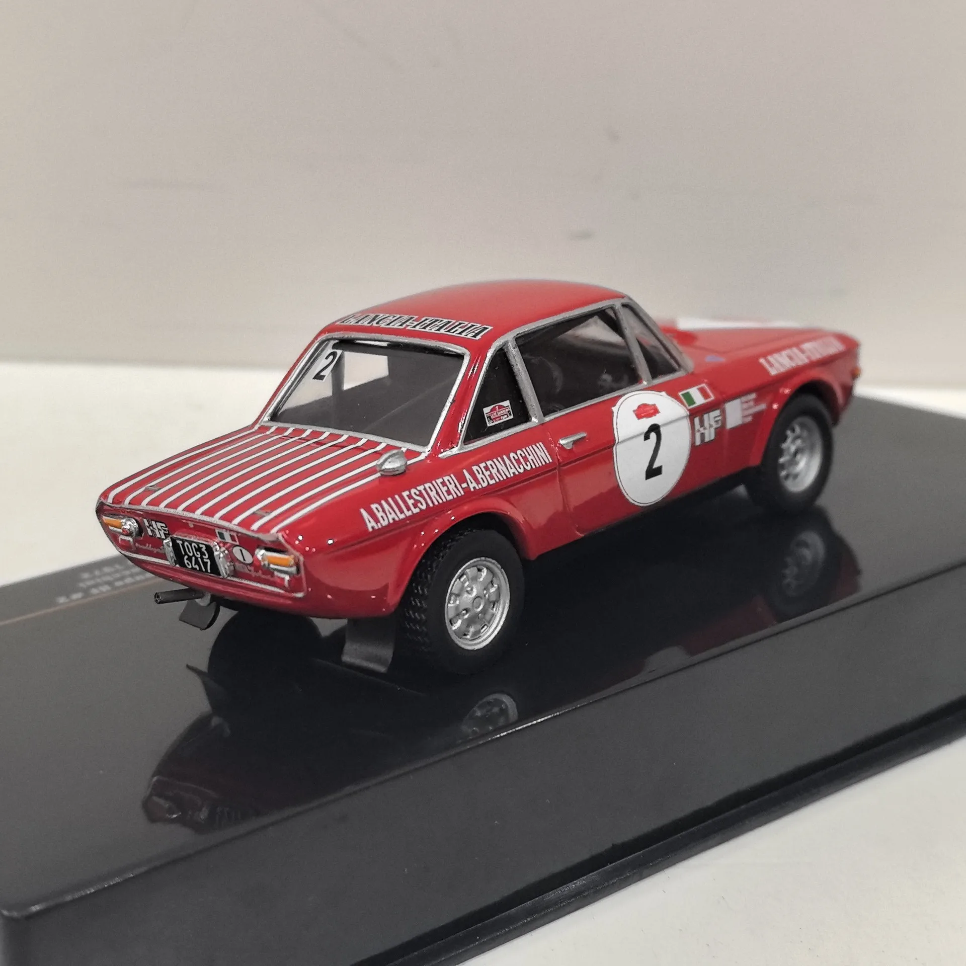 Diecast IXO Escala 1/43 LANCIA FULVIA 1600 HF # 2 1972 modelo de carro de liga de corrida brinquedo colecionável presente lembrança ornamento de exibição