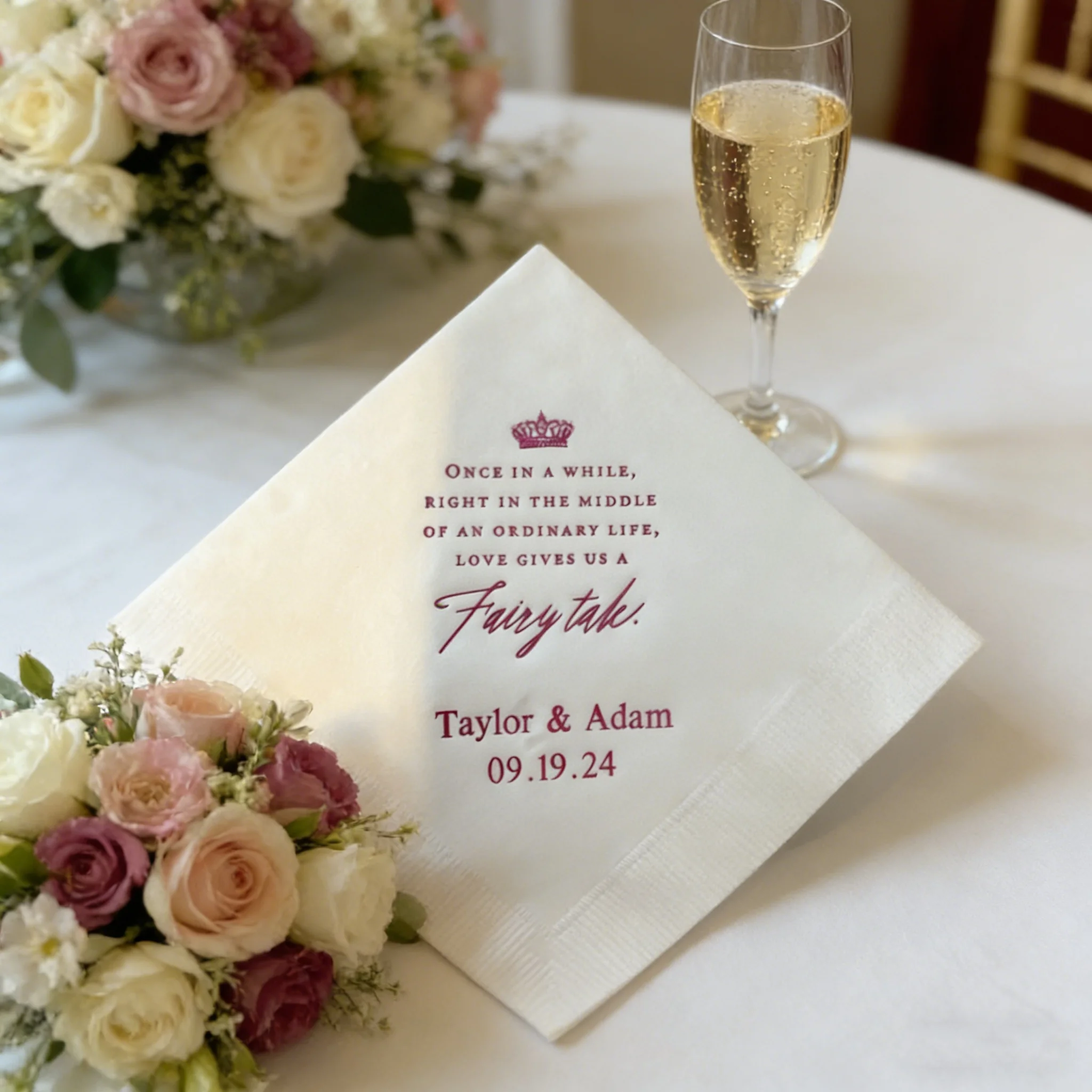 

50 шт. персонализированных салфеток с сказочным дизайном для свадьбы, 50 шт. бумажных салфеток с принтом для свадеб, помолвок и праздничных мероприятий