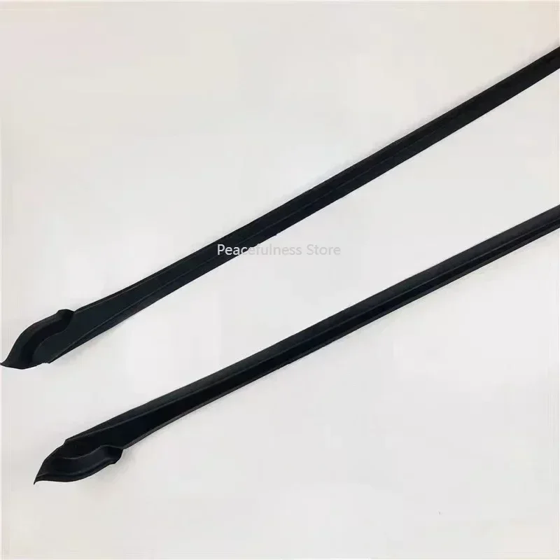 

2PC Suitable for modern I30 front windshield sealing strips on both sides of the i30 front shield 861311Z000 861321Z000