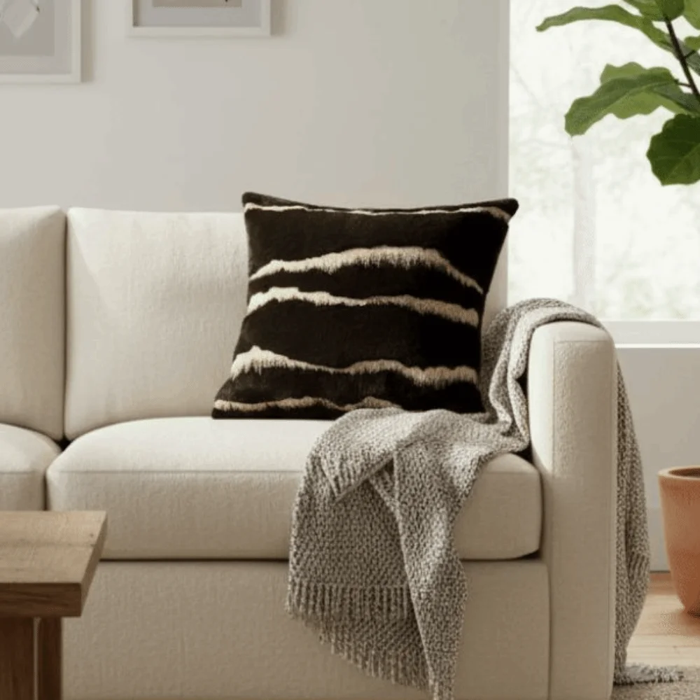 Modern French Retro Throw Pillow Cover Soft Luxury Stamping Cushion Cover Thickened Wear-resistant Pillow Case Home Decor