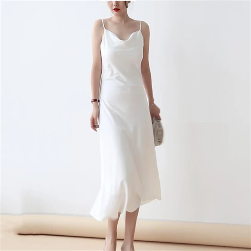 Abito con cinturino per spaghetti in raso solido Colletto oscillante Elegante abito da donna di moda di High Street Summer Slim A-Line Abiti di seta di base