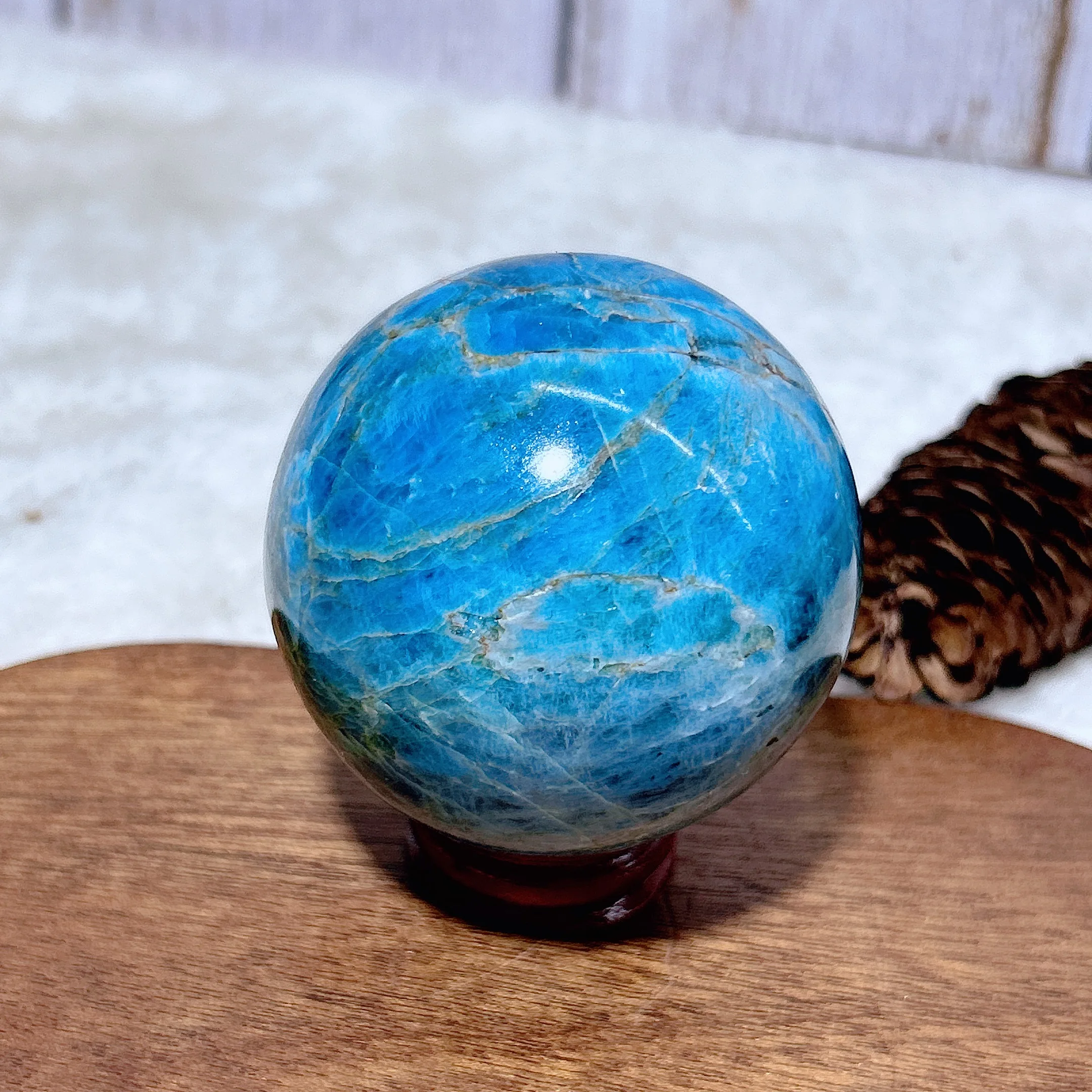 High Quality Natural Crystal Apatite Sphere Ball Mineral Energy Healing Home Decorations Polished Gift