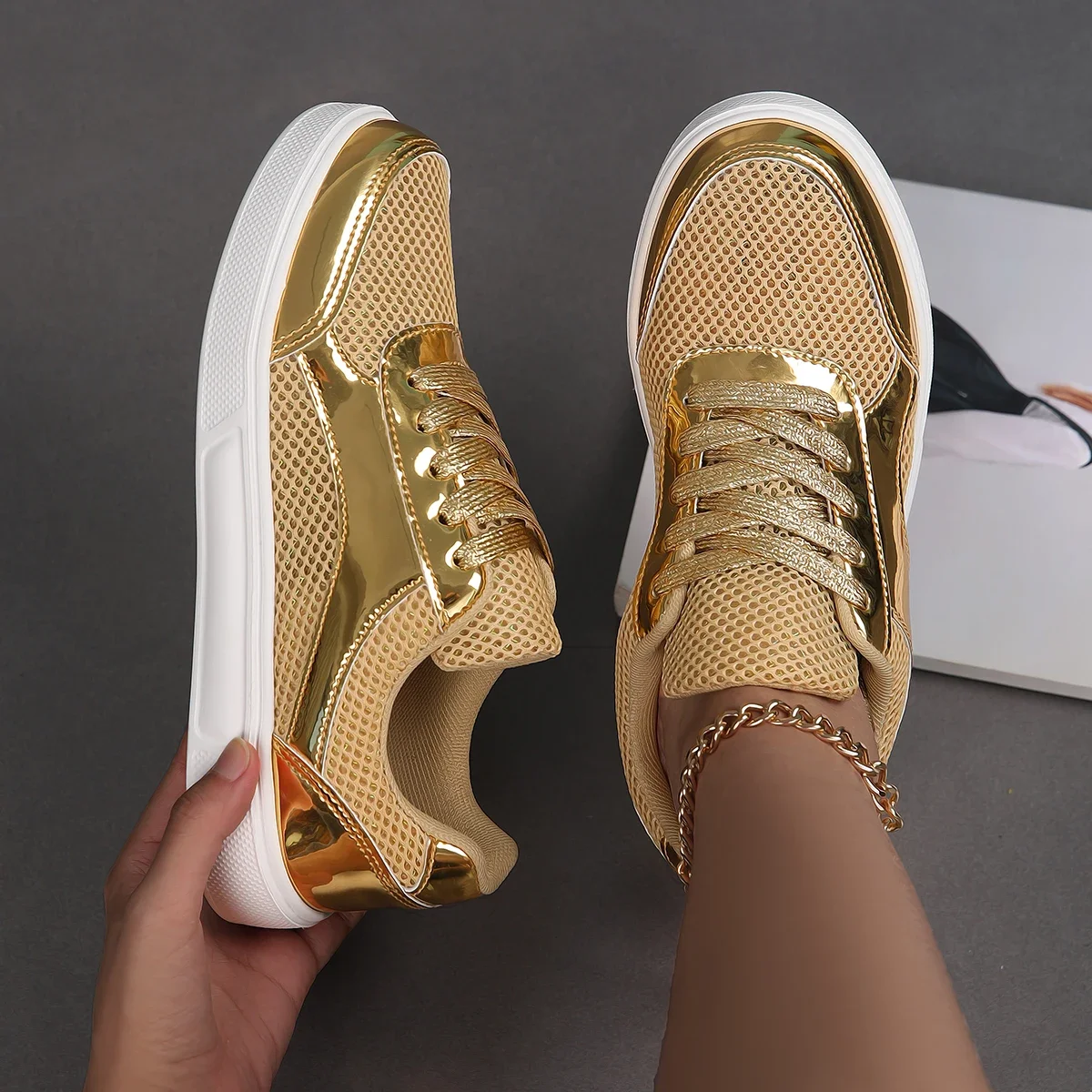 Zapatillas Deportivas de Mujer con Tacón Bajo y Diseño Slip-on, Otoño 2026, Nueva Moda, Color Dorado y Plateado, Tendencia Deportiva, Zapatos Casuales para Caminar al Aire Libre