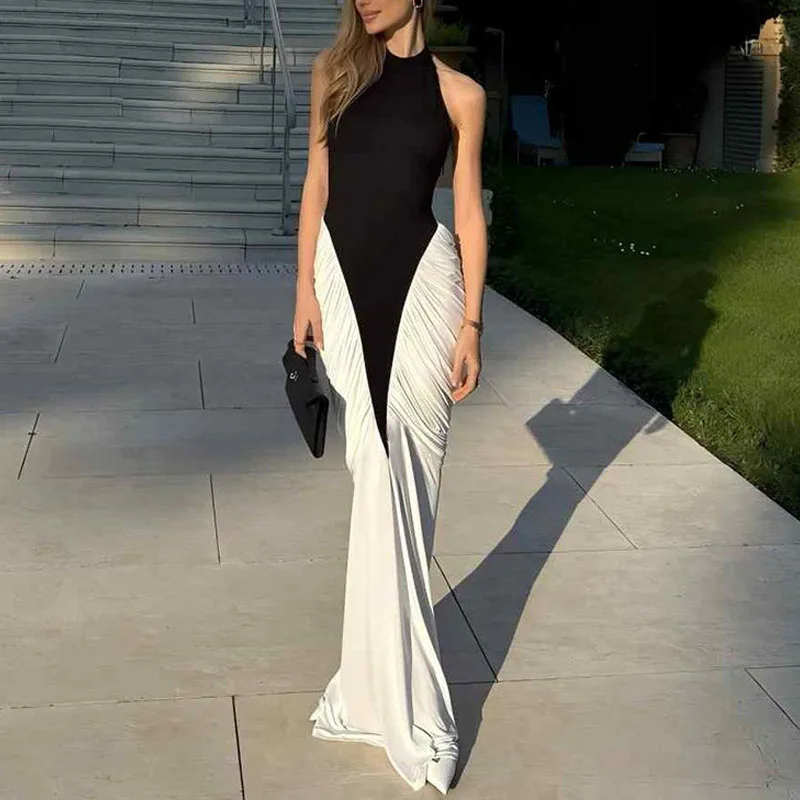 섹시한 홀터 슬리브리스 슬림핏 칵테일 드레스 여성 패션 하이웨이스트 드레이프 롱 드레스 블랙 화이트 패치워크 이브닝 드레스