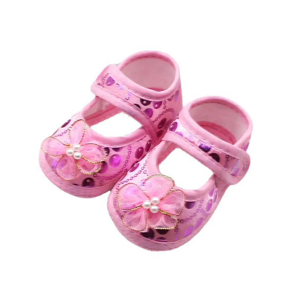 New spring and autumn newborn small flower flat dress shoes baby soft bottom non-slip pearl flower shoes baby princess shoes