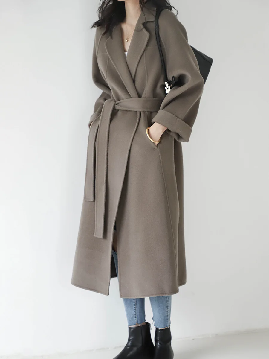 

2024 Autumn and winter new fashion cashmere coat women's warm high-grade temperament coat