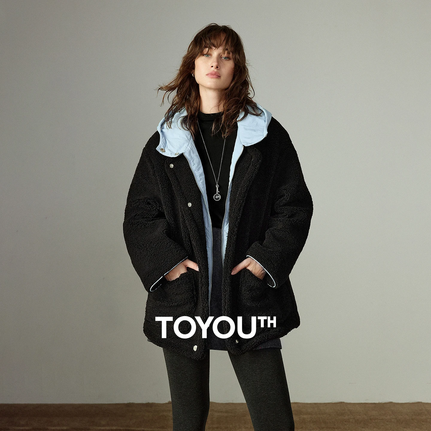 

TOYOUTH Women Cotton Coats 2025 Winter New Plush Outerwear Fake Two-piece Hooded Color-block Spliced Warm Black Cotton Coats