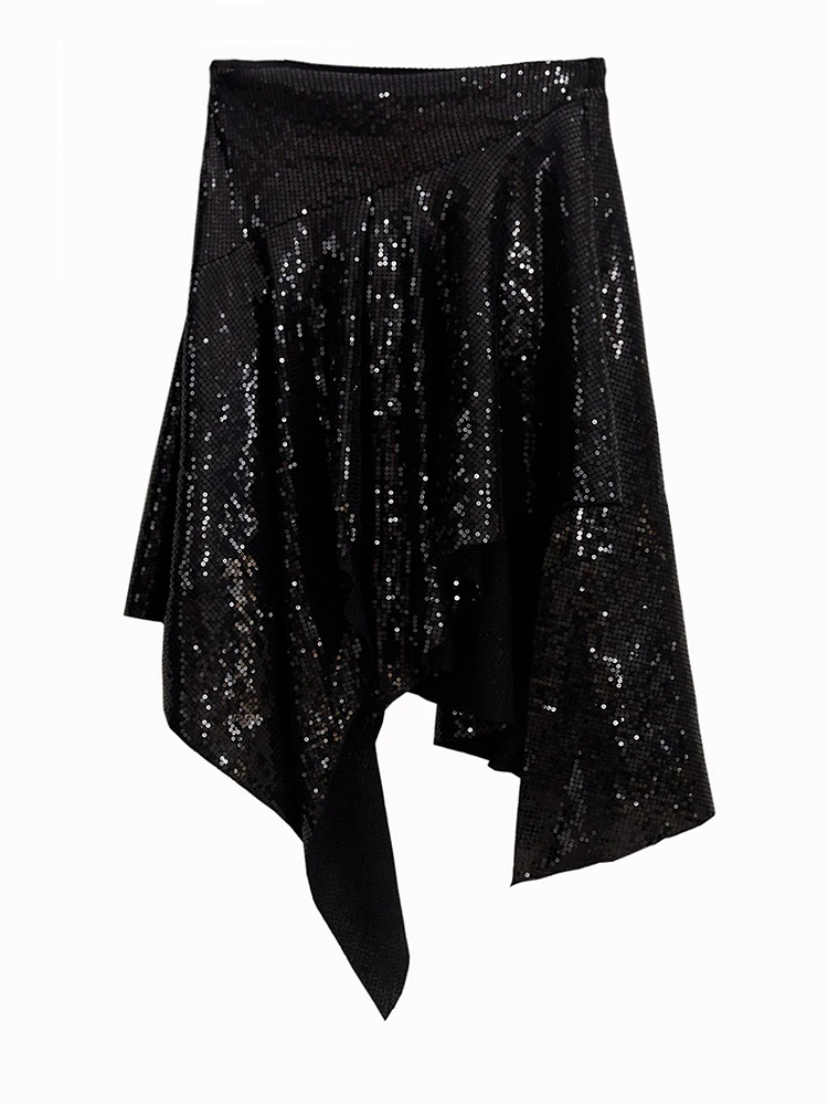 [EAM] High Waist Black Asymmetrical Hem Sequins Shining Mini Half-body Skirt Women Fashion Tide New Spring Summer 2024 1DH6944