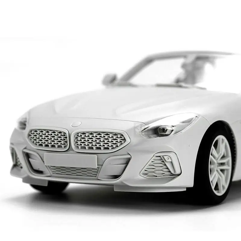 Meng g CS-005 1/24 z4m40i roadsterプラスチック組み立てモデルキット