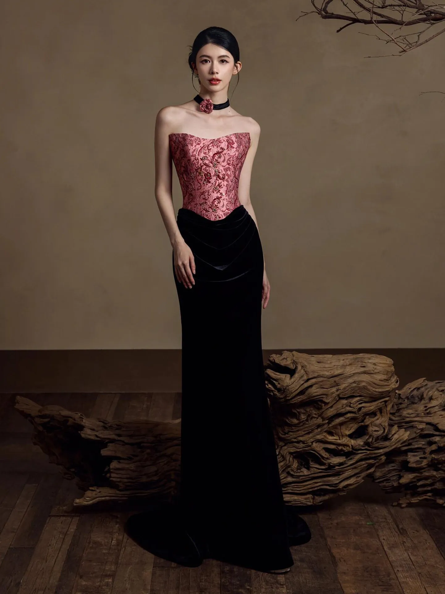 

Элегантный утренний халат в китайском стиле для женщин, новинка 2026 года, высококачественное свадебное платье для невесты с небольшим шлейфом и топом-бюстье