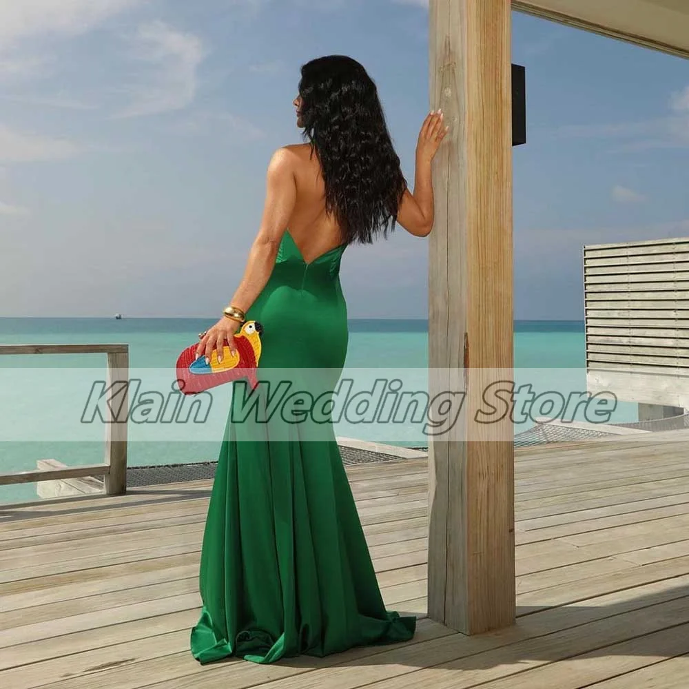 Abito da sera verde sirena personalizzato con scollo all'americana drappeggiato senza maniche abito da festa senza schienale semplice da donna elegante con strascico Es