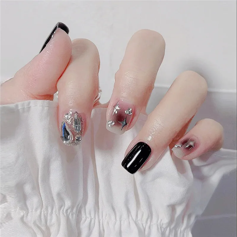 Short Wearable Nail Enhancement Sweet Cool Dark Star Zircon Black and White Women False Nail Removable Nail Patch