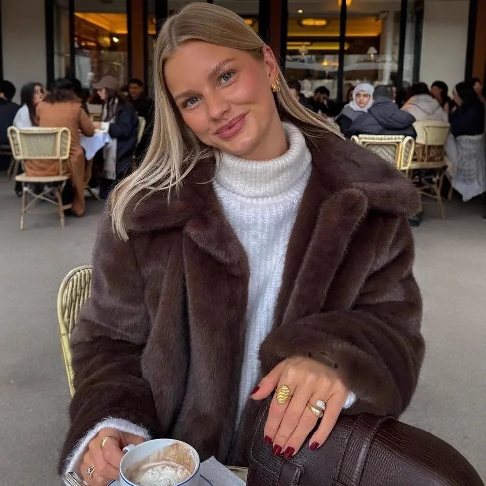 

Imitation Fur Jacket for Women's Fashion Short Style Mink Fur Fur Plush Fur Coat