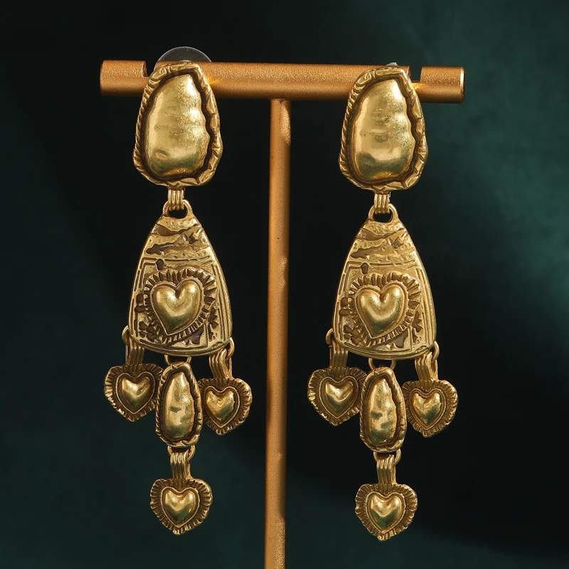 

Gothic Carved Shape Heart Antique Vintage Drop Dangle Earrings Gold Color Accessories for Woman Luxury Designer Indian Jewelry