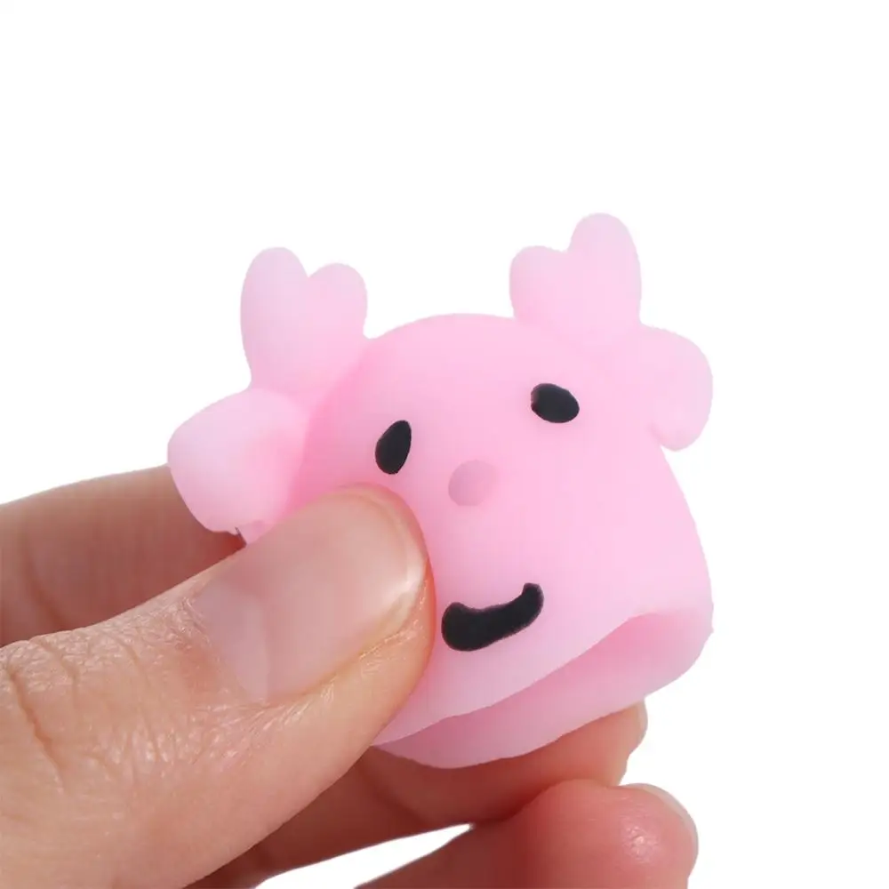 Juguetes creativos y suaves de Navidad, juguete elástico de rebote lento para apretar a mano, regalo de juego de Navidad de estilo aleatorio Kawaii