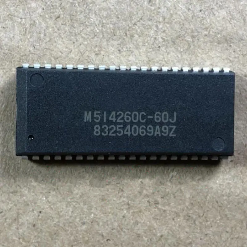 

10pcs M514260C-60J M514260C soj40