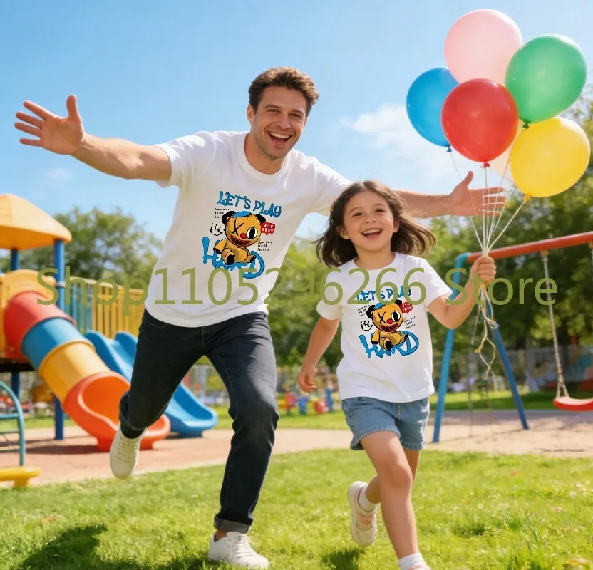 

Летняя детская футболка 2026 года с коротким рукавом, новая, с забавным принтом в виде медведя в стиле граффити, из чистого хлопка, с круглым вырезом, для родителей и детей