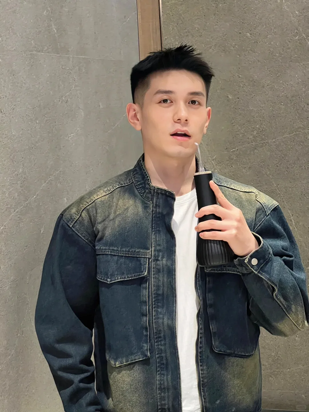 

Мужская джинсовая куртка Blue Adient, весна-осень, в американском ретро-стиле, молодежная, из хлопка и полиэстера, рабочая одежда