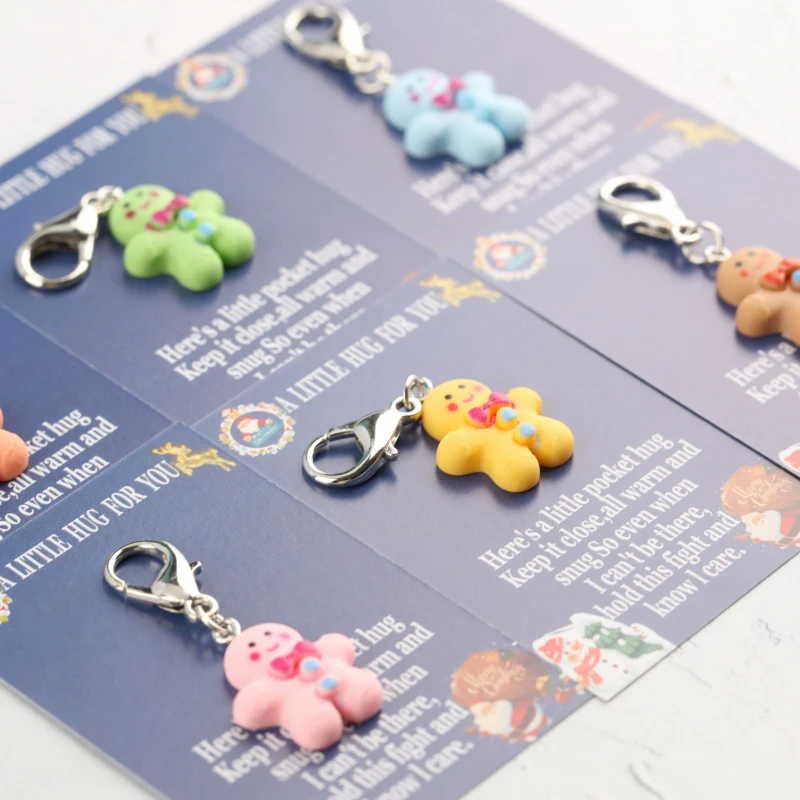 6Set “A little hug for you”Embrace greeting cards Comes with a cute resin gingerbread man pendant Keychain set Used for decorati