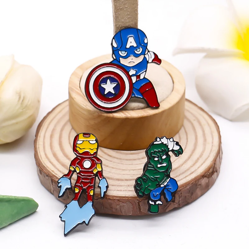 

Marvel Avengers Series Kids Cartoon Brooch Captain America Iron Man Hulk Enamel Pins Comic Hero Movie Peripheral Kids Gift