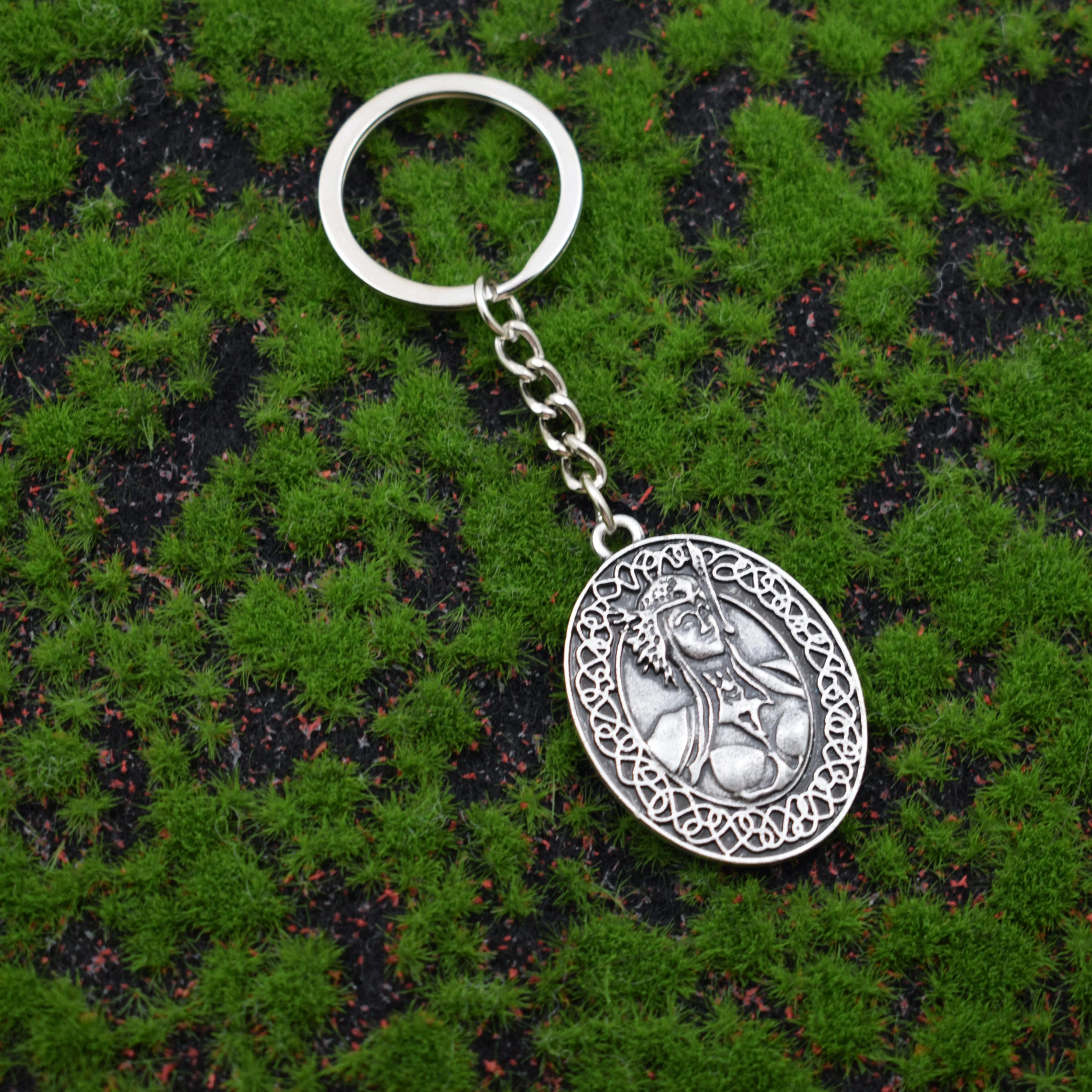 Norse Viking Valkyrie Freya Vegvisir Goddess Of War Keychain Protection Amulet  Talisman Jewelry