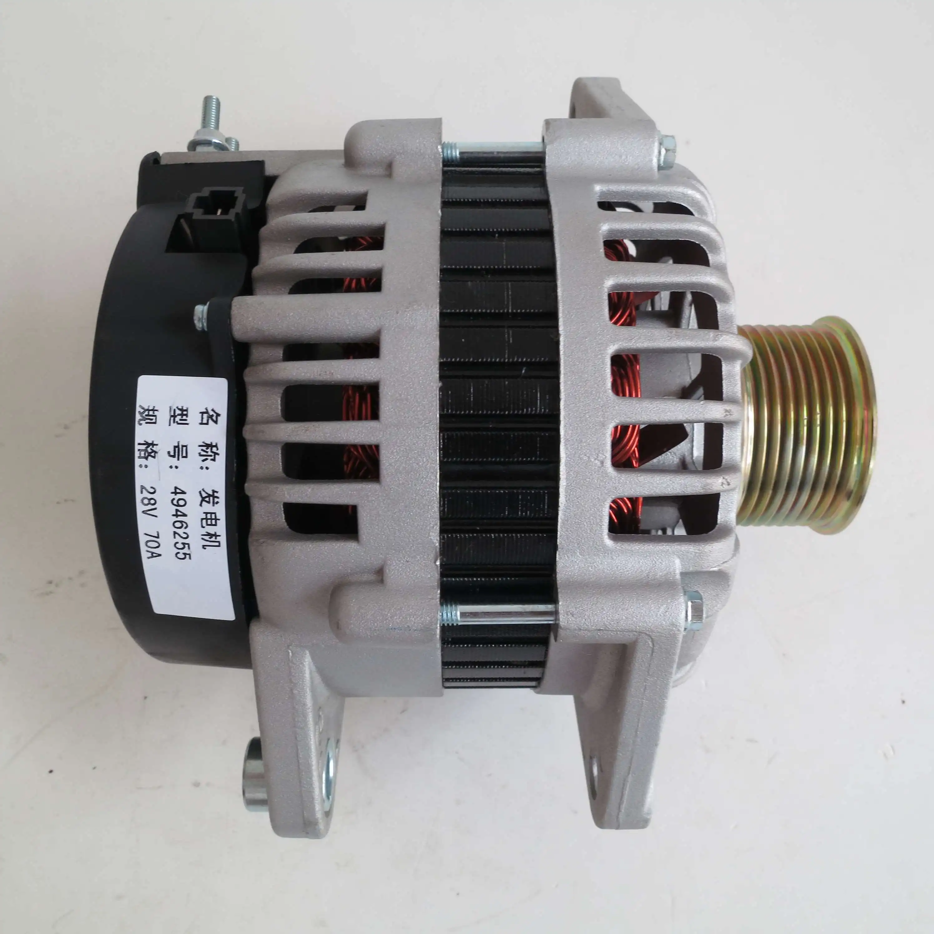 Good Quality 6L Truck diesel Engine Parts Alternator 4946255