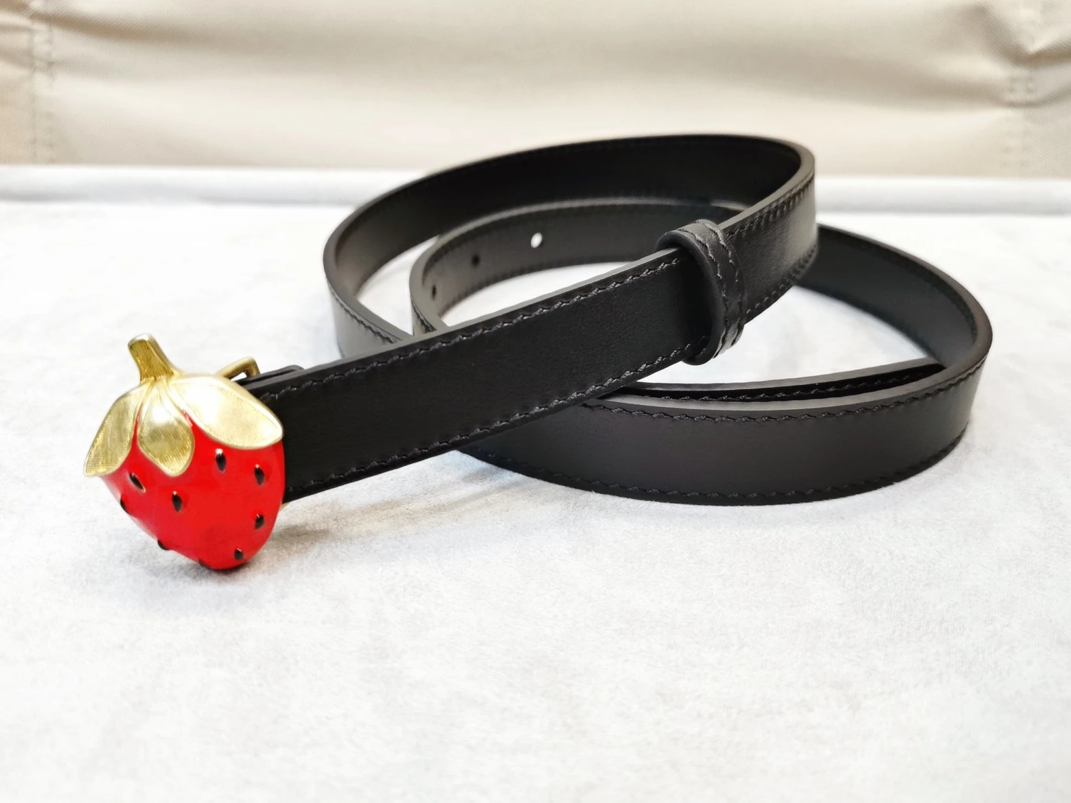 

High quality double-sided calf leather copper gold-plated enamel strawberry women's belt