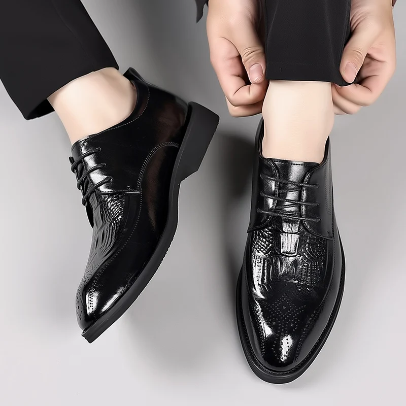 WAERTA Classic British Style Pointed Toe Leather Shoes Men Oxfords Business Formal Man Leather Shoes Brogue Flats Wedding Shoe