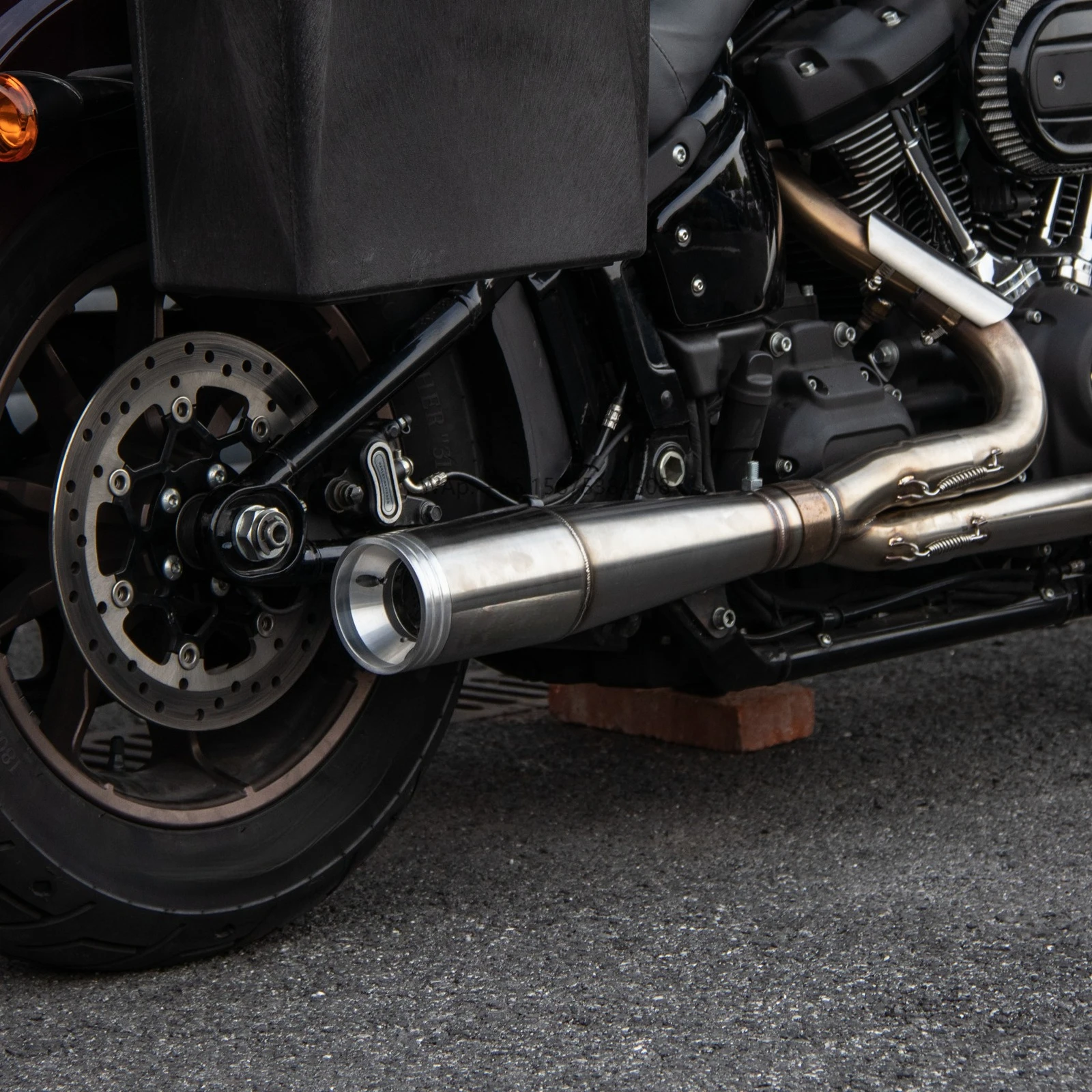 

Motorcycle 2IN1 Exhaust System for 18-24 Harley Softail Fatboy Breakout Street Bob Slim Low Rider Heritage Classic Deluxe