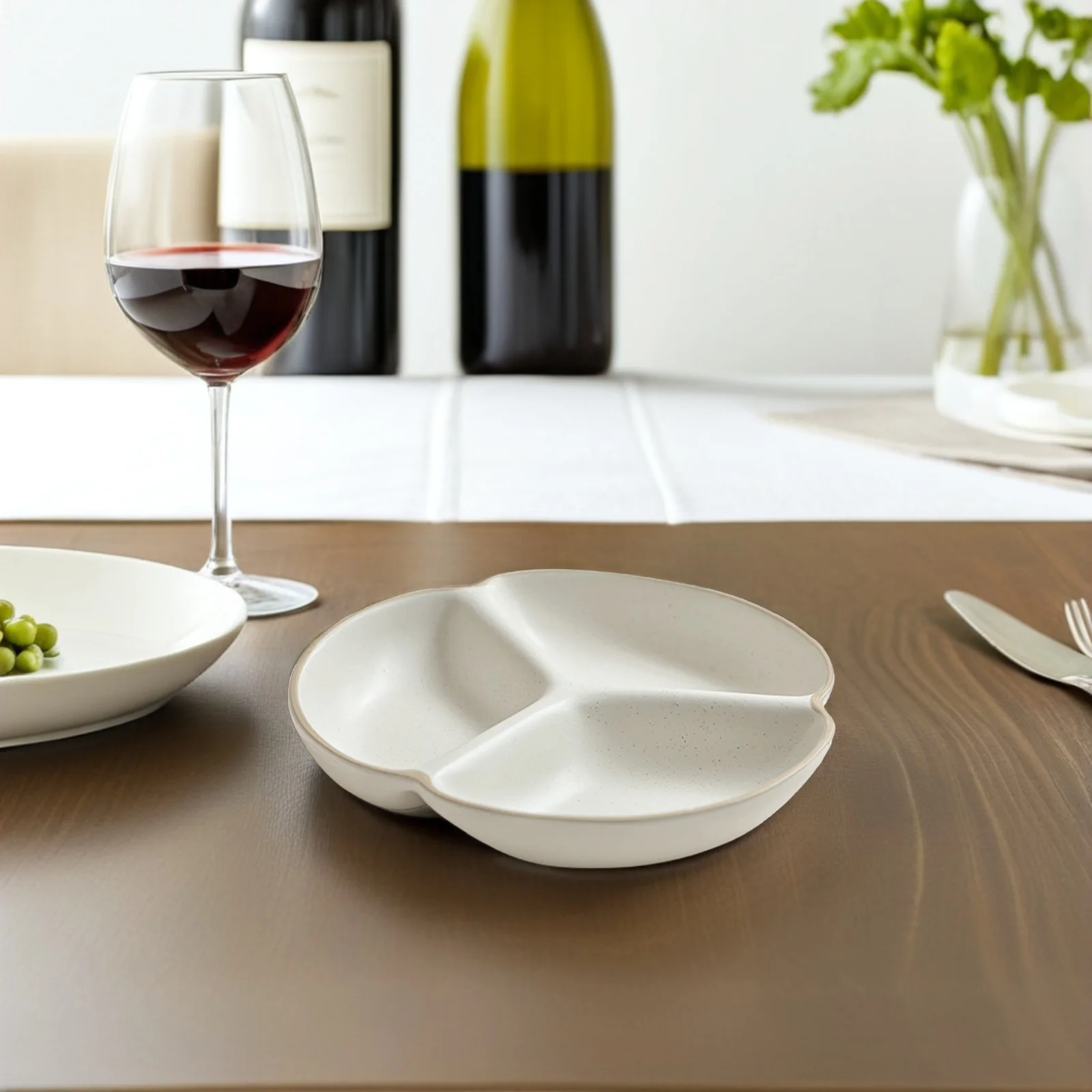 

3 Compartment Ceramic Divided Plate Modern Portion Control Dinner Tray for Healthy Eating Home Restaurant Use Ceramic Plate