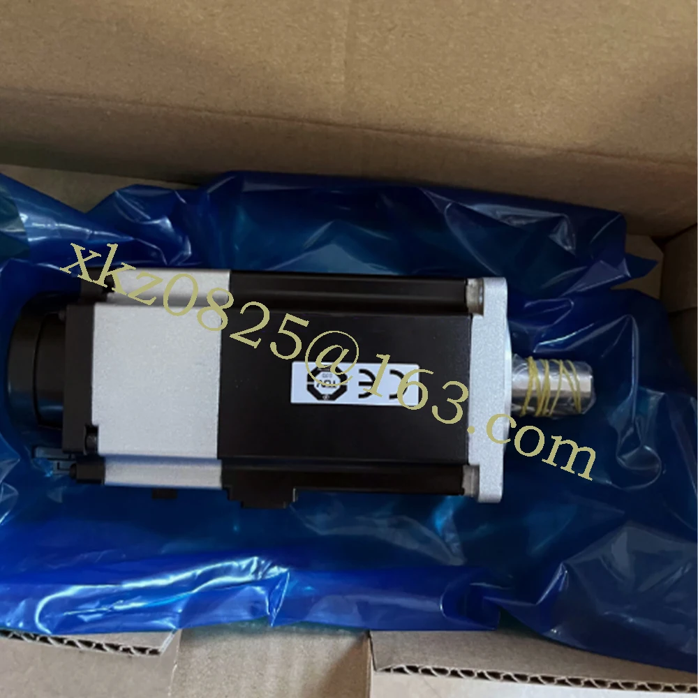 

Новый оригинальный телефон с сервоприводом