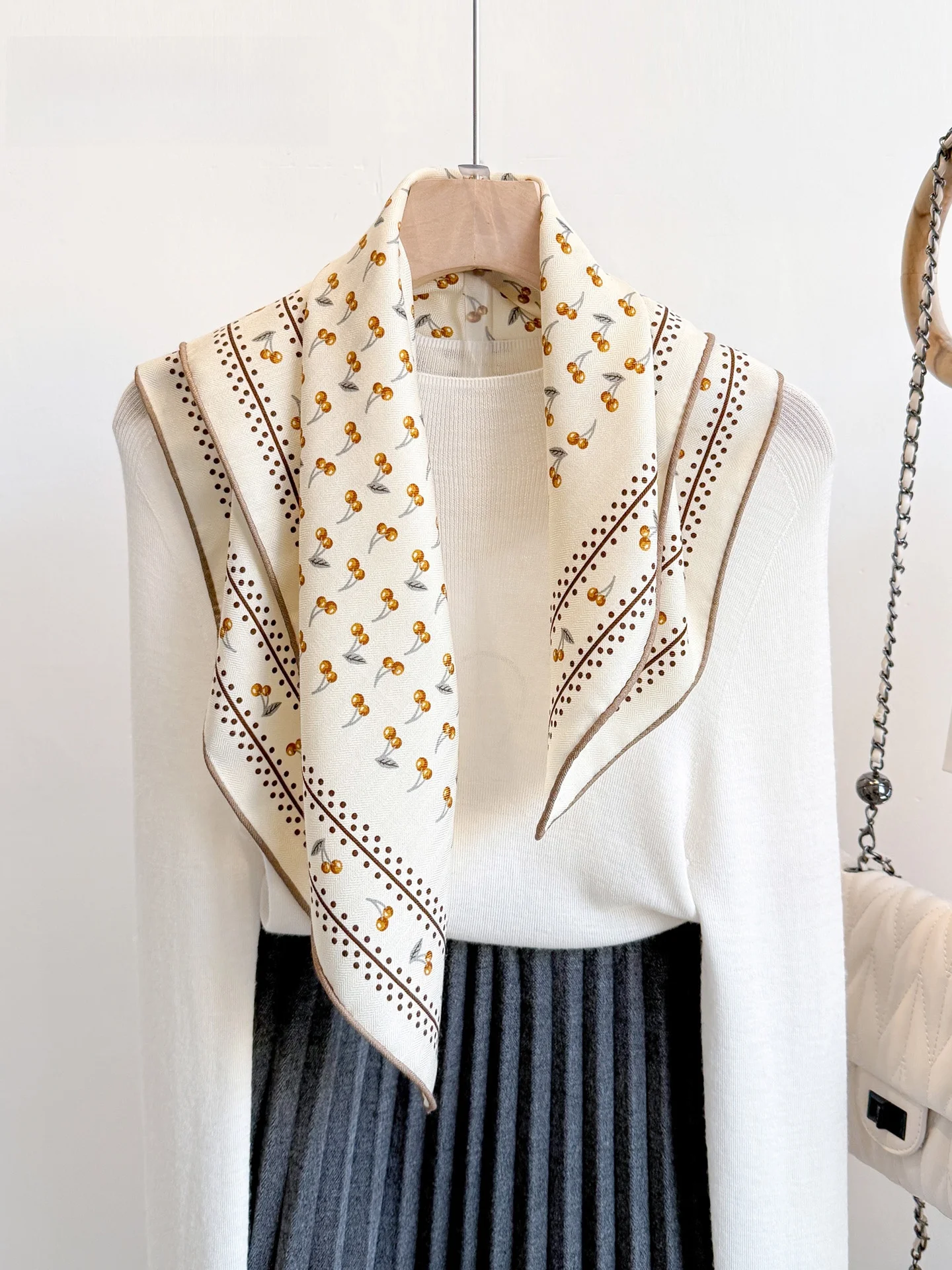 silk-wool-square-scarf-women's-new-2026-spring-summer-netie-high-end-feel-ne-warmer-awl-outerwear-berryear-korean-sle