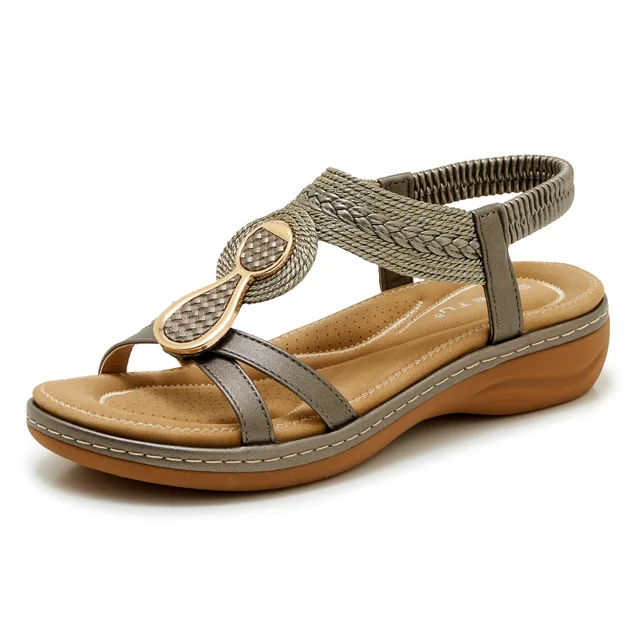 Sandalias plataformas tejas estilo boho con hebilla metálica