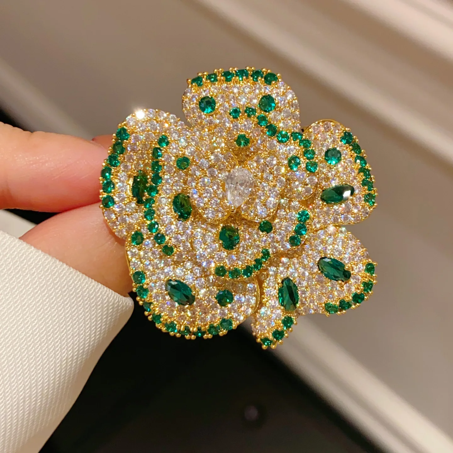 

Высококачественные броши с объемным цветком и кубическим цирконием для женщин, роскошный дизайн, элегантные аксессуары для брош-булавок в стиле ретро